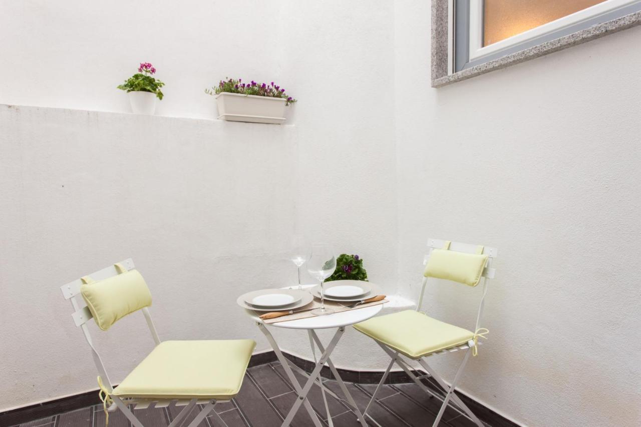 Feels Like Home S. Bento Luxus With Terrace Лісабон Екстер'єр фото
